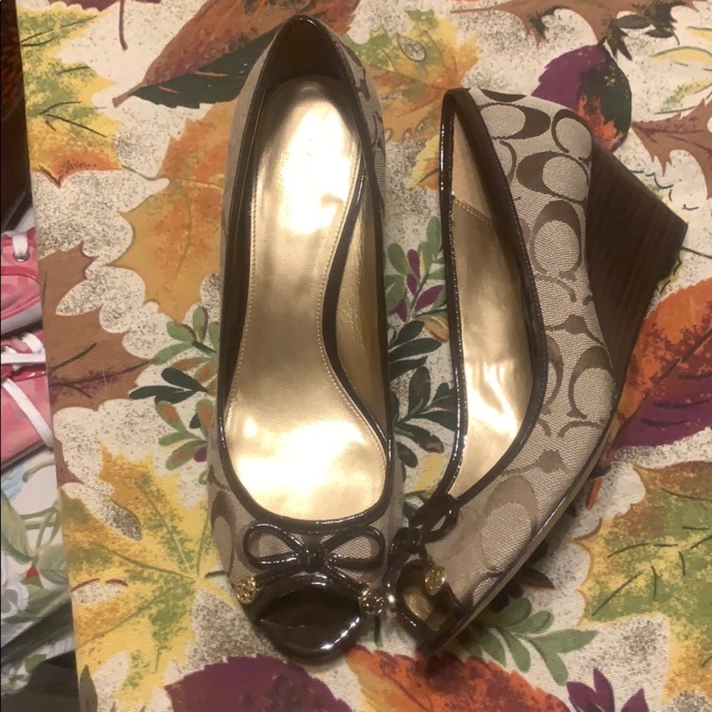Coach wedge dress shoes